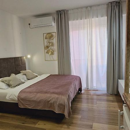 Amari Lägenhet Starigrad Paklenica Exteriör bild