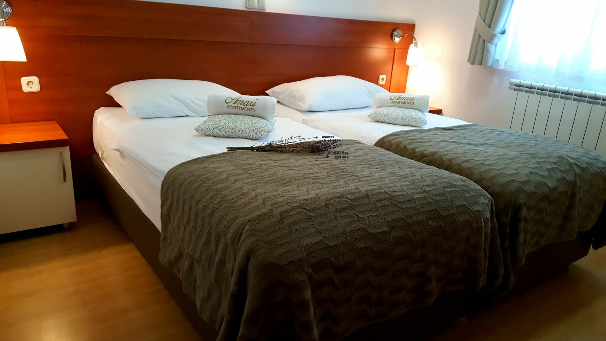 Amari Lägenhet Starigrad Paklenica Exteriör bild