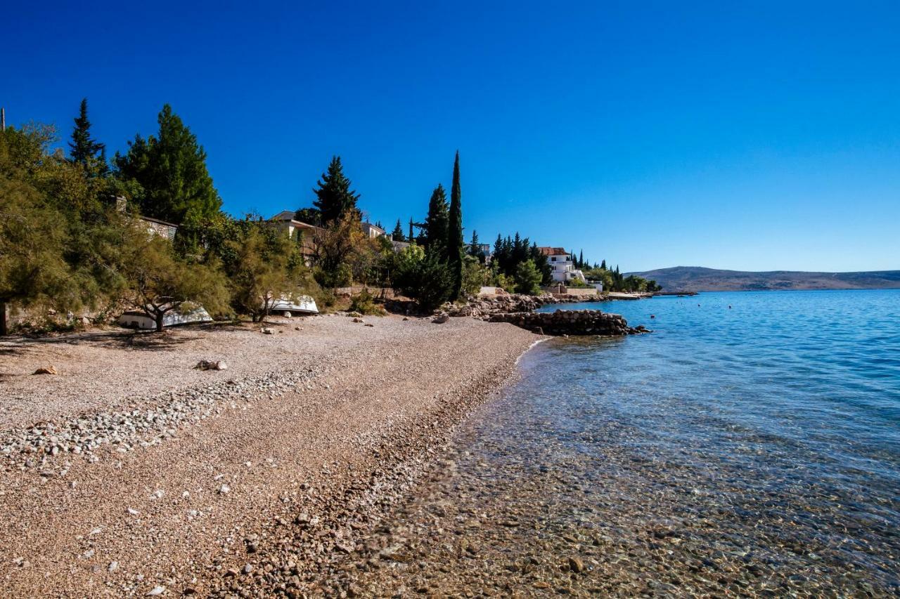 Amari Lägenhet Starigrad Paklenica Exteriör bild